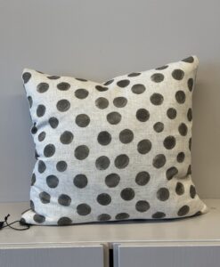 Cruella Dot, Kuddfodral Grön